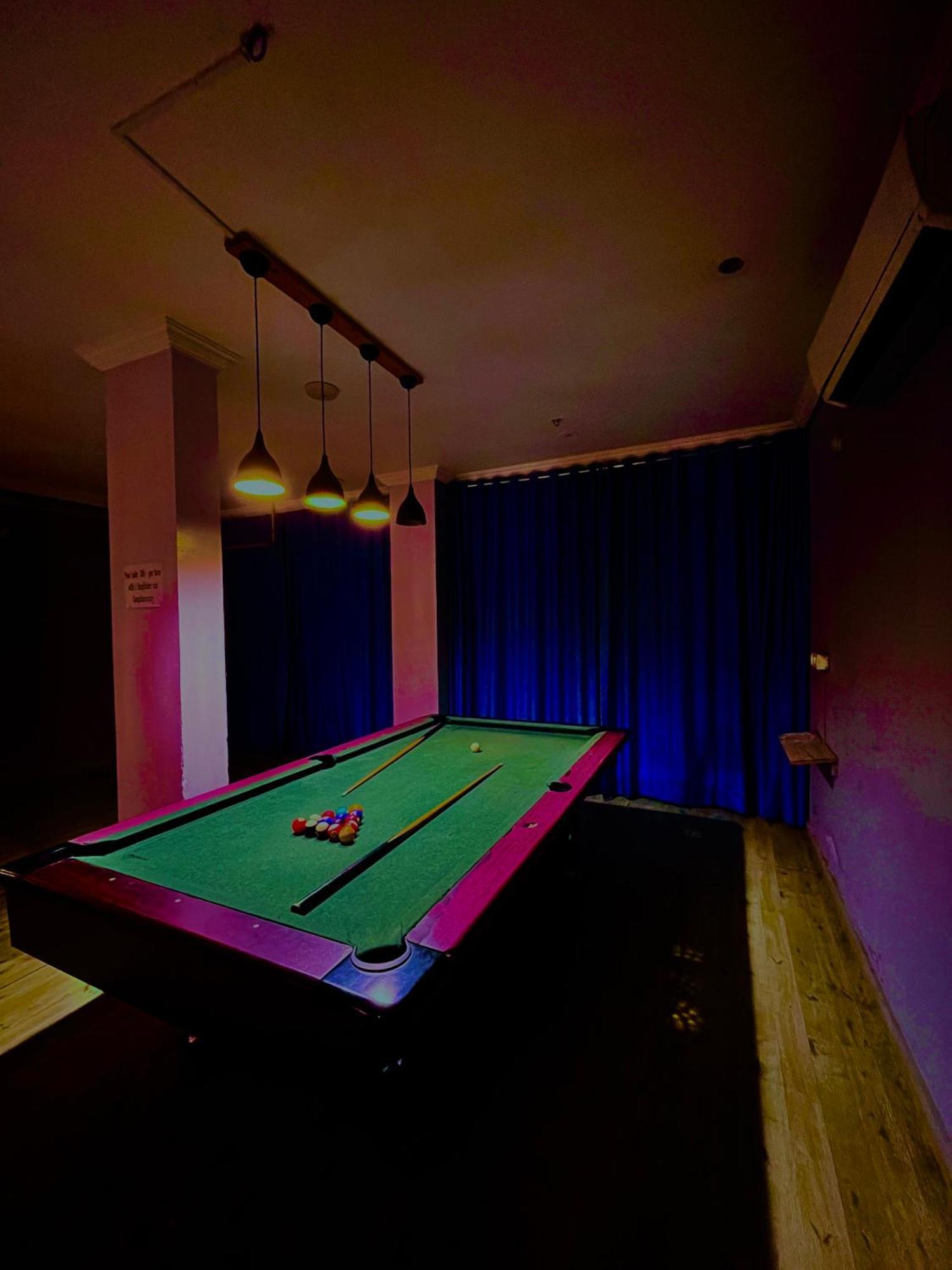 Summer Beach Resort, Goa - #Near Baga Beach #Swimming Pool #Garden #Bar #Lift #Premium Rooms #Property Of The Year #70565-84665 Calangute Eksteriør bilde