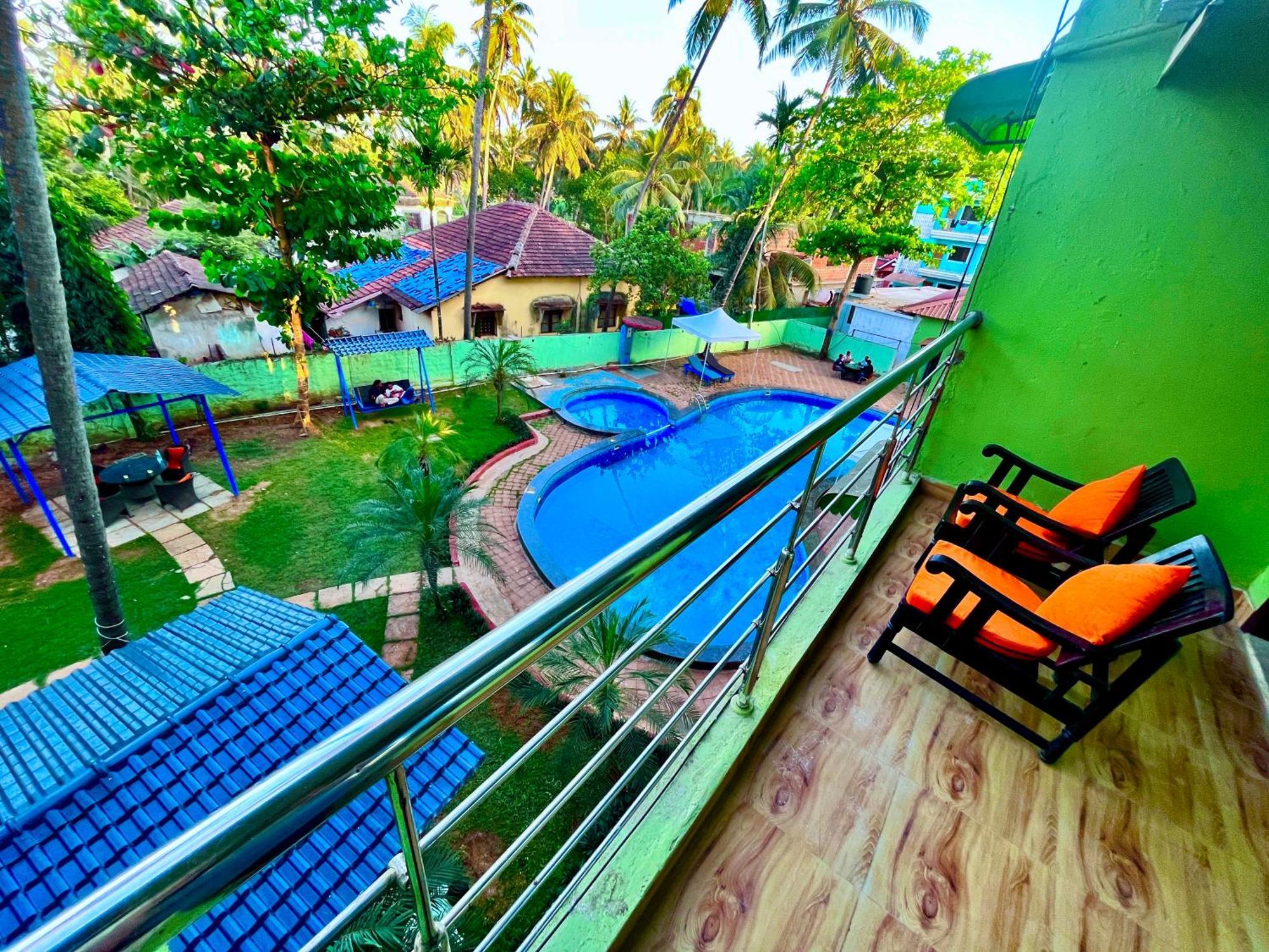 Summer Beach Resort, Goa - #Near Baga Beach #Swimming Pool #Garden #Bar #Lift #Premium Rooms #Property Of The Year #70565-84665 Calangute Eksteriør bilde