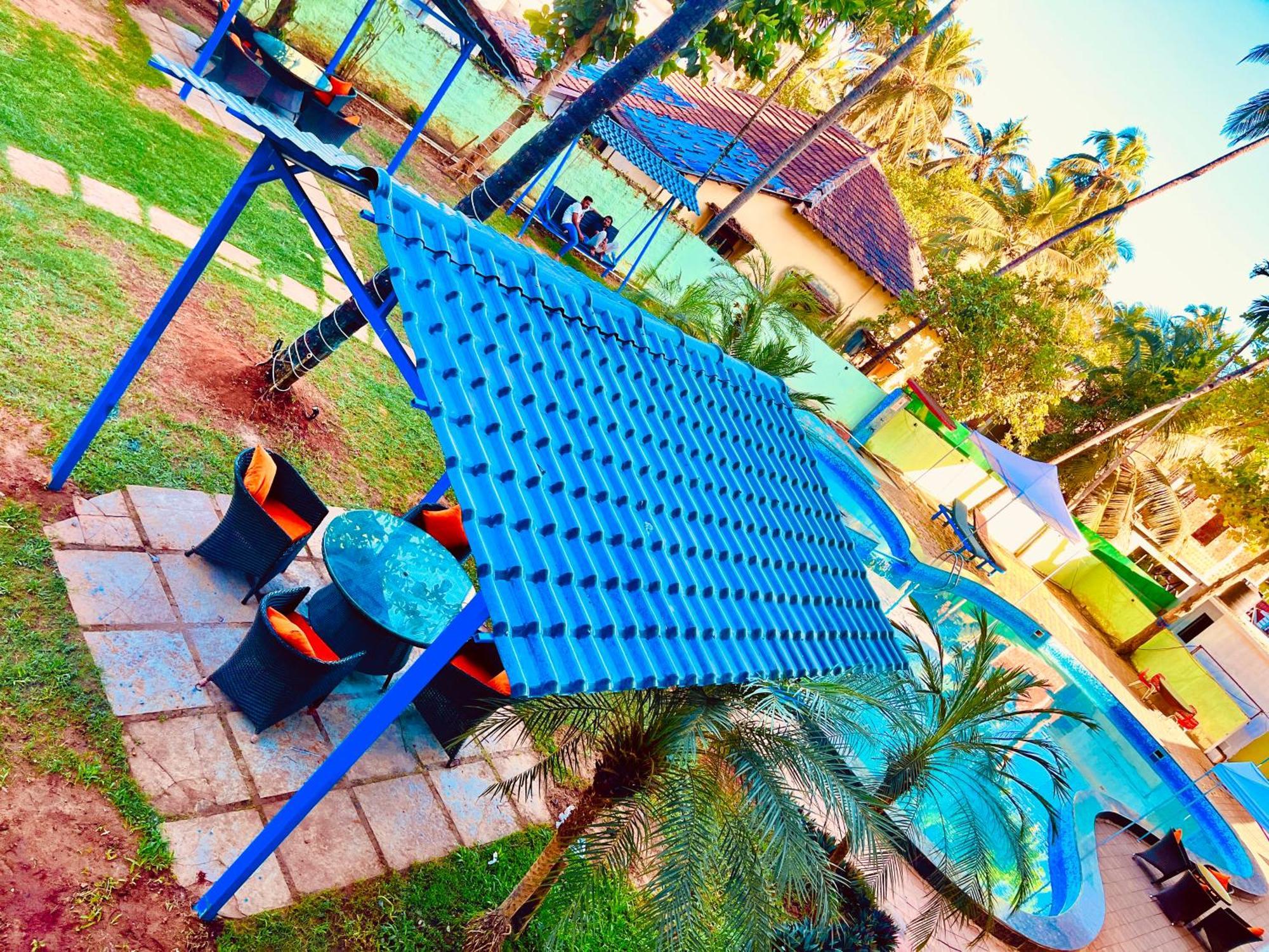 Summer Beach Resort, Goa - #Near Baga Beach #Swimming Pool #Garden #Bar #Lift #Premium Rooms #Property Of The Year #70565-84665 Calangute Eksteriør bilde