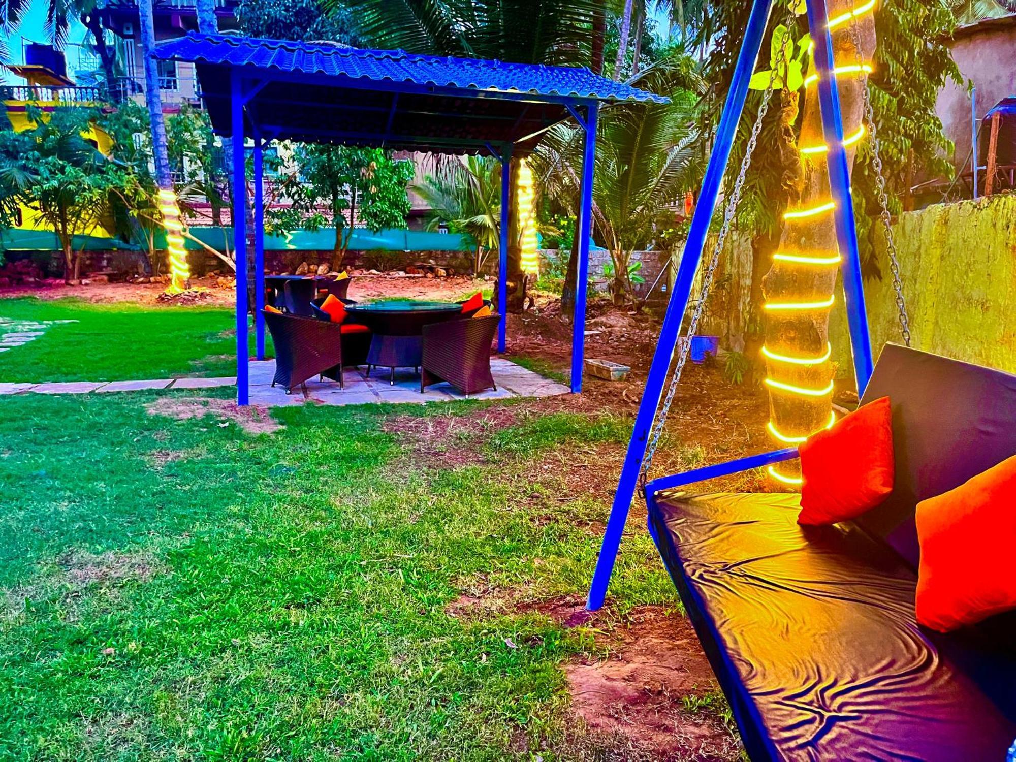 Summer Beach Resort, Goa - #Near Baga Beach #Swimming Pool #Garden #Bar #Lift #Premium Rooms #Property Of The Year #70565-84665 Calangute Eksteriør bilde