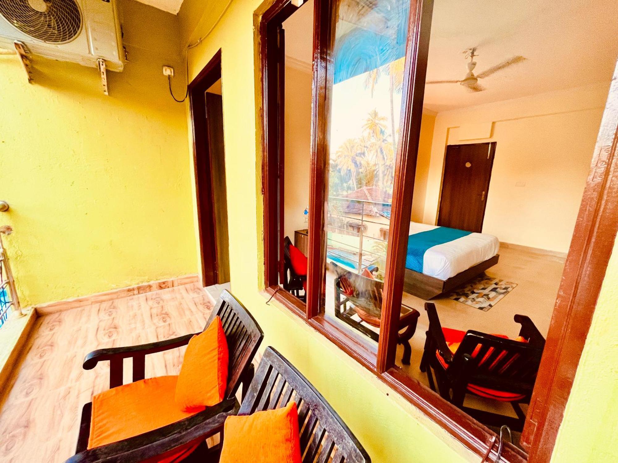 Summer Beach Resort, Goa - #Near Baga Beach #Swimming Pool #Garden #Bar #Lift #Premium Rooms #Property Of The Year #70565-84665 Calangute Eksteriør bilde