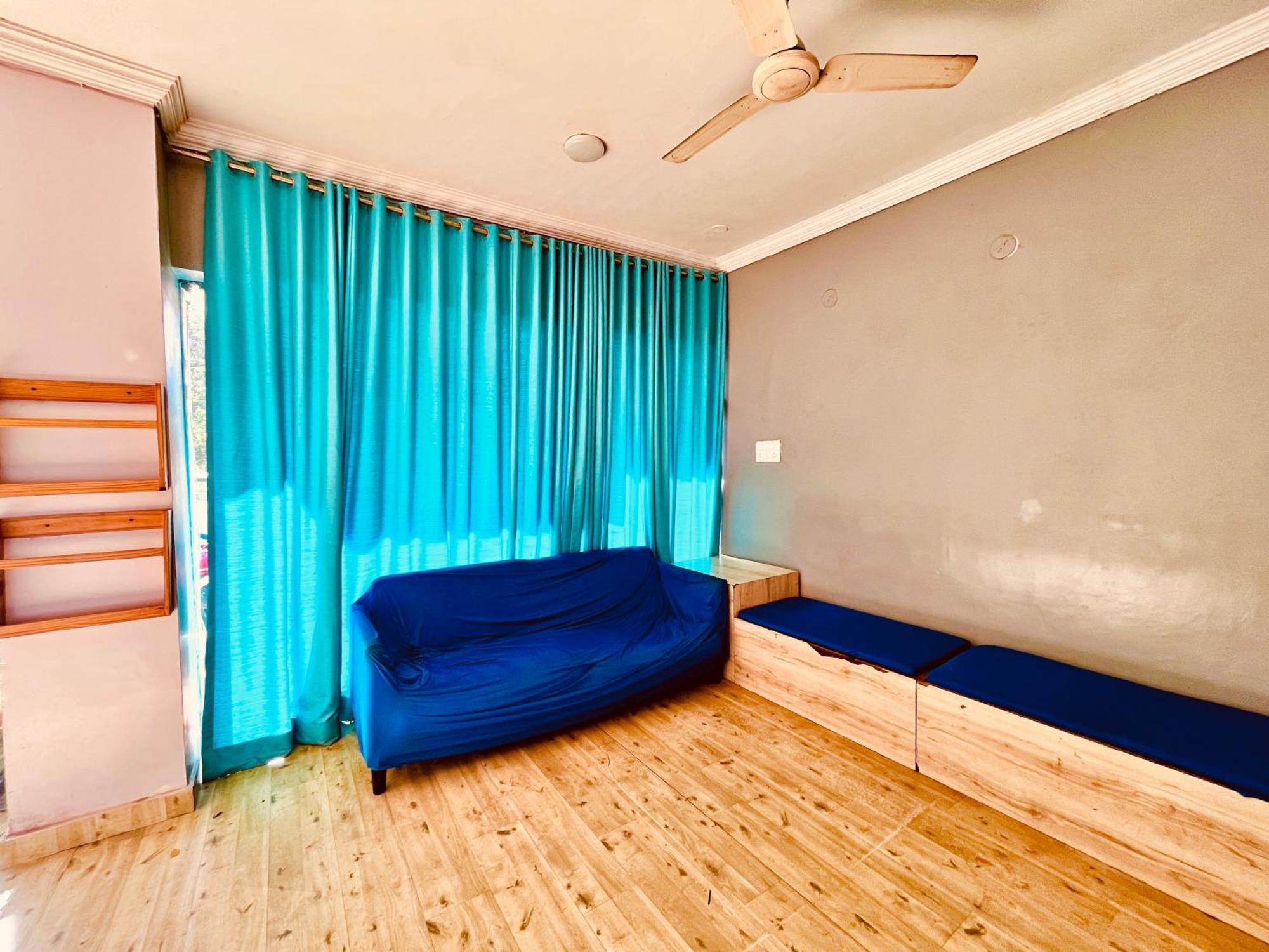Summer Beach Resort, Goa - #Near Baga Beach #Swimming Pool #Garden #Bar #Lift #Premium Rooms #Property Of The Year #70565-84665 Calangute Eksteriør bilde